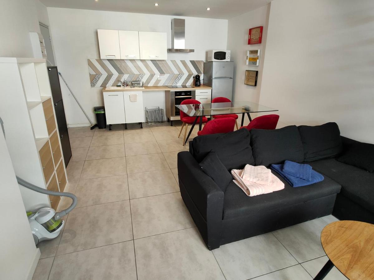 Apartament Joli Apparemment Type Loft Cavaillon Zewnętrze zdjęcie